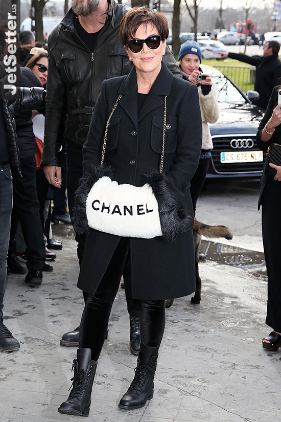 Шоу Chanel на Неделе моды в Париже