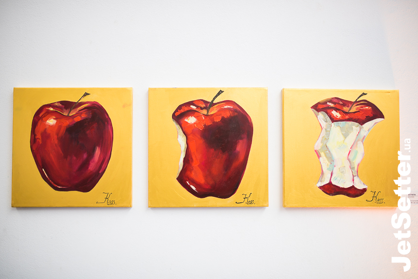 «Новеллы о яблоке» в центре современного искусства М17
