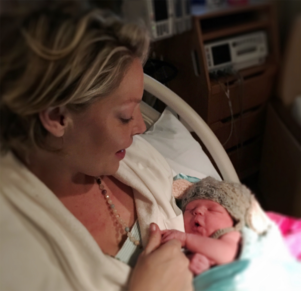 «Наш малыш не дышал»: Кэтрин Хейгл рассказала о рождении сына