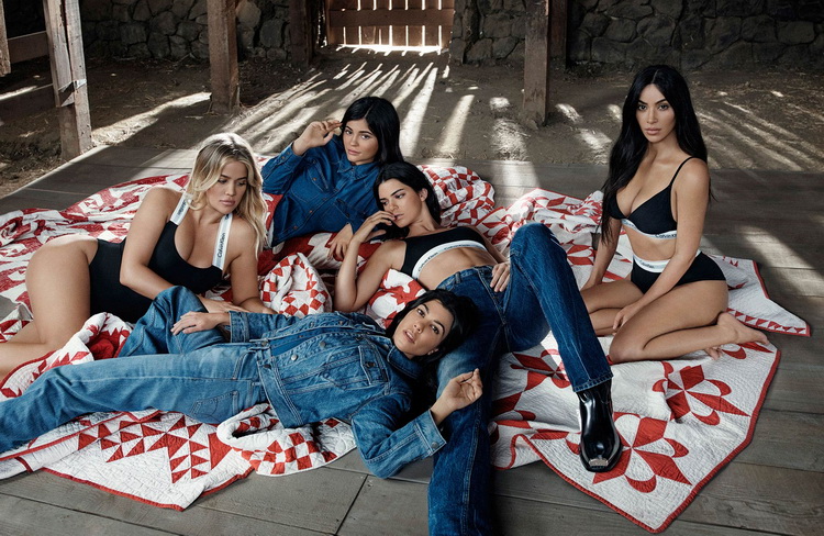 Сестры Кардашьян-Дженнер снялись в новой рекламной кампании Calvin Klein