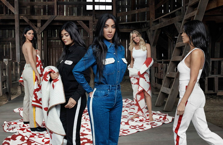 Сестры Кардашьян-Дженнер снялись в новой рекламной кампании Calvin Klein