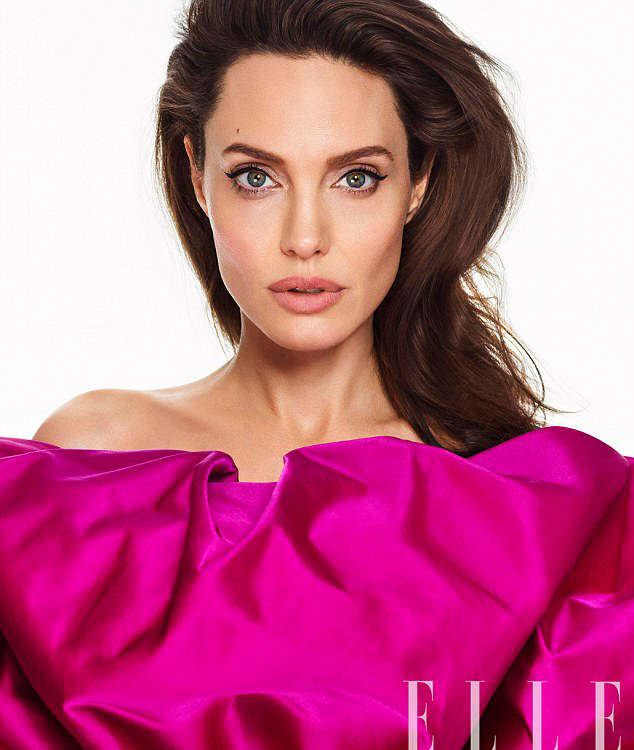 Анджелина Джоли рассказала, что делает каждую женщину особенной