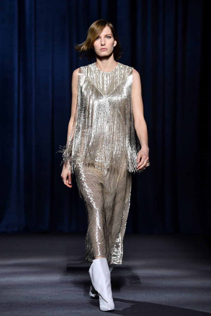 Неделя моды в Париже: нуар и ночная жизнь Берлина от Givenchy