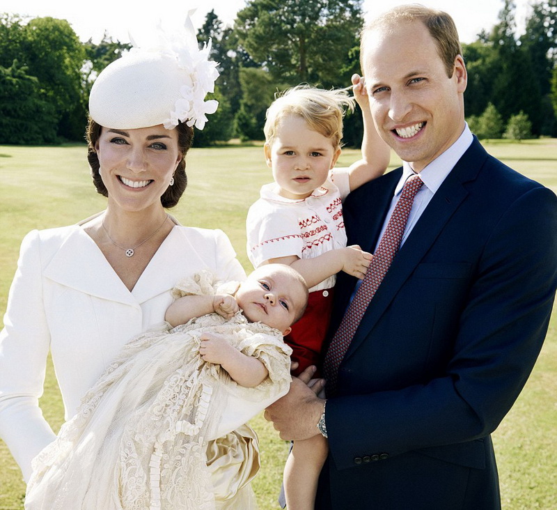 Это мальчик: Кейт Миддлтон и принц Уильям стали родителями в третий раз