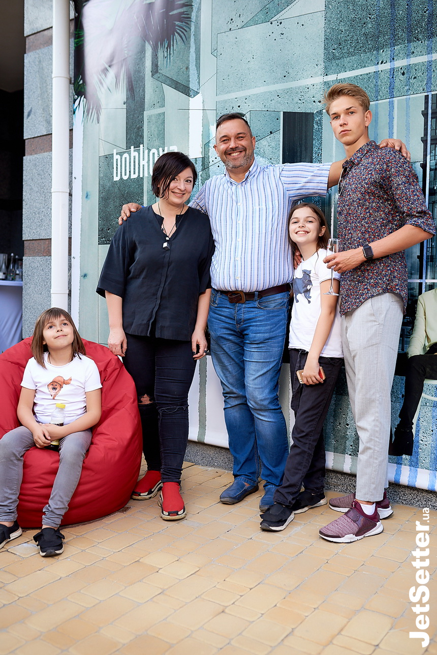 Кристина Бобкова с семьей