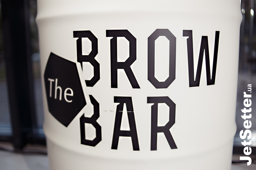 Открытие The Brow Bar