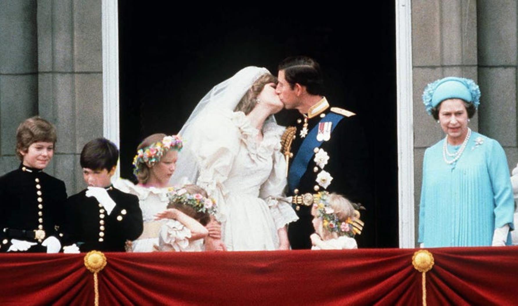 Королевская свадьба: принцу Джорджу и принцессе Шарлотте отведены главные роли