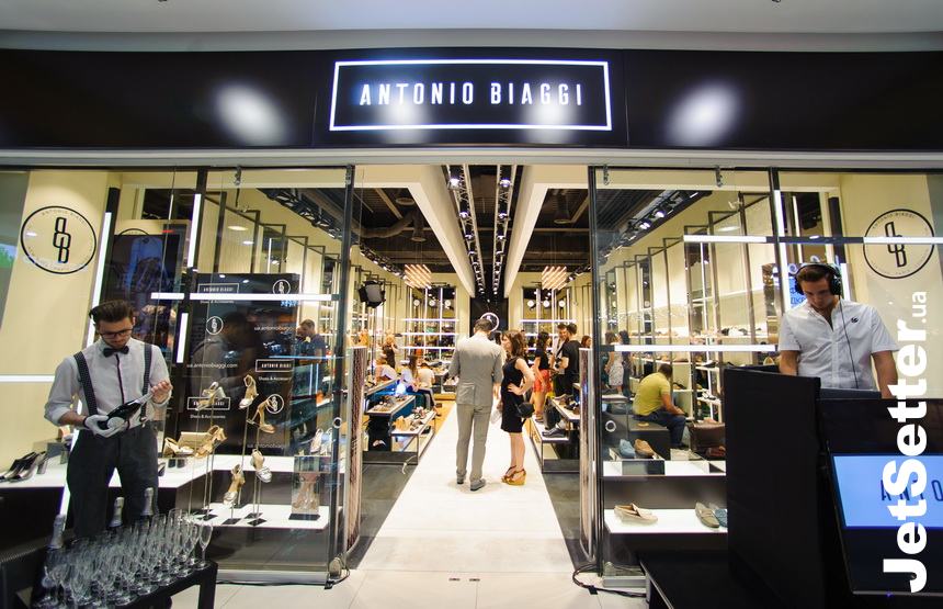 Открытие магазина нового формата Antonio Biaggi в ТРЦ Gulliver