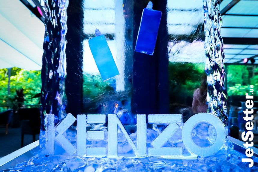 Презентация парных ароматов Kenzo и открытие летней террасы Coin