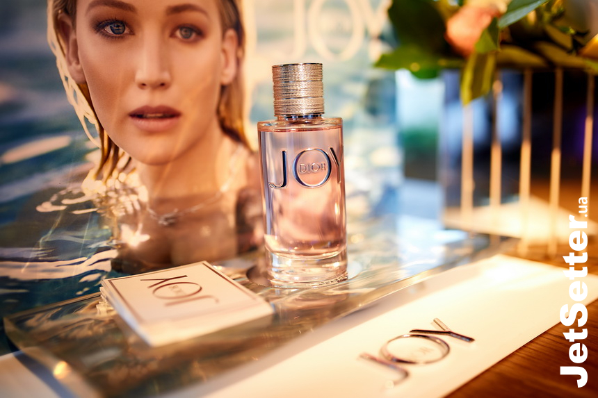 Презентация аромата Joy by Dior