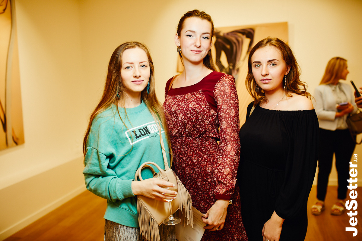 Открытие выставки Леси Хоменко в Voloshyn Gallery