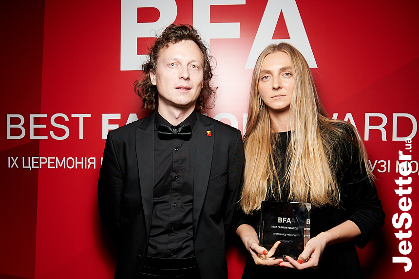 Антон и Ксения Шнайдер получили премию в специально учрежденной номинации SUSTAINABLE fashion