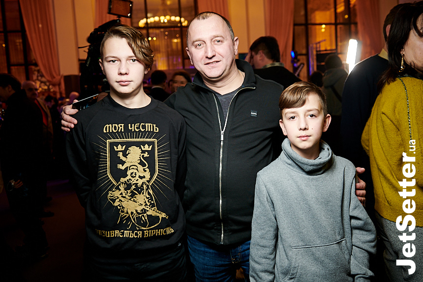 Юрій Соротюк з синами
