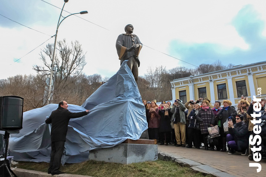 Відкриття пам`ятника Олександру Вертинському