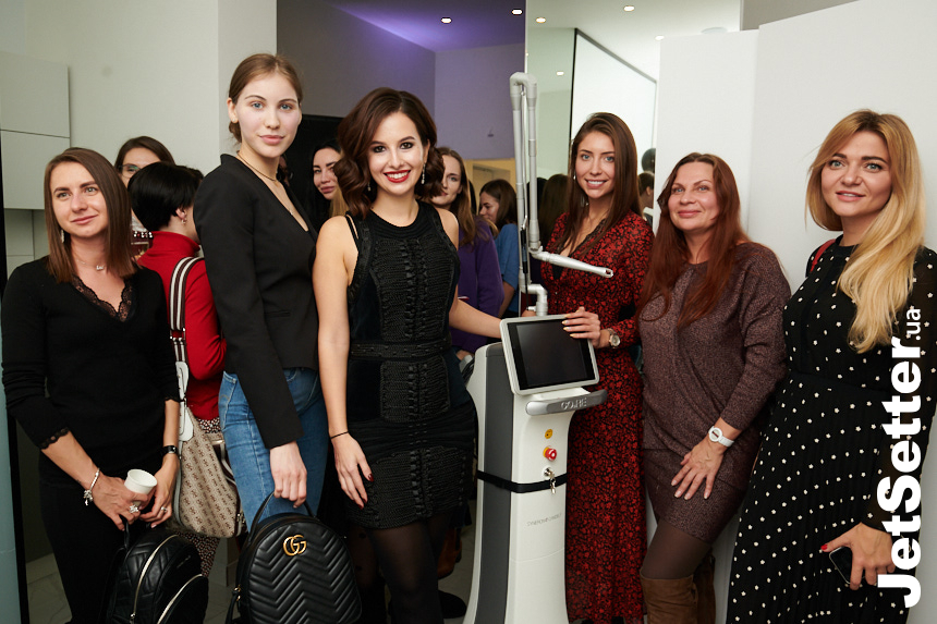 Захід відвідали пацієнти клініки, а також представники провідних фармацевтичних і косметологічних компаній України.