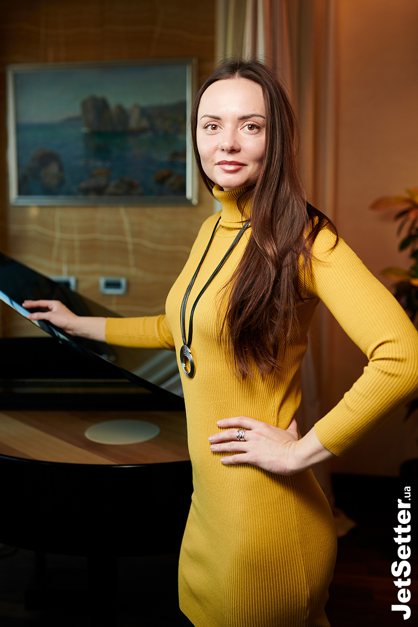 Олена Третьякова