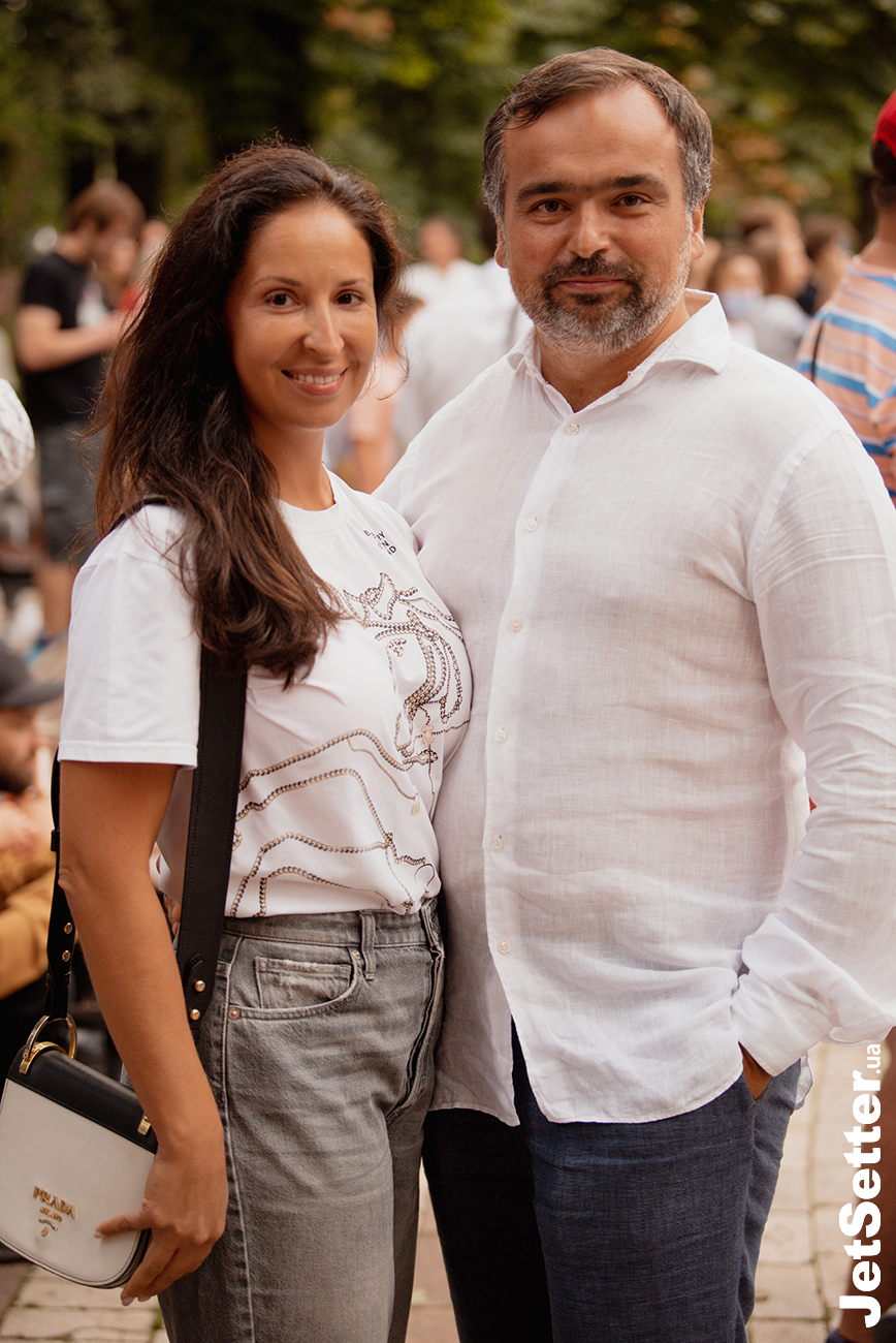 Олег Самусь із дружиною
