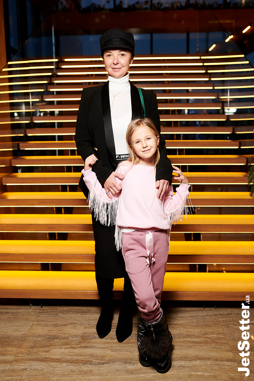 Наталія Чекальська з донькою
