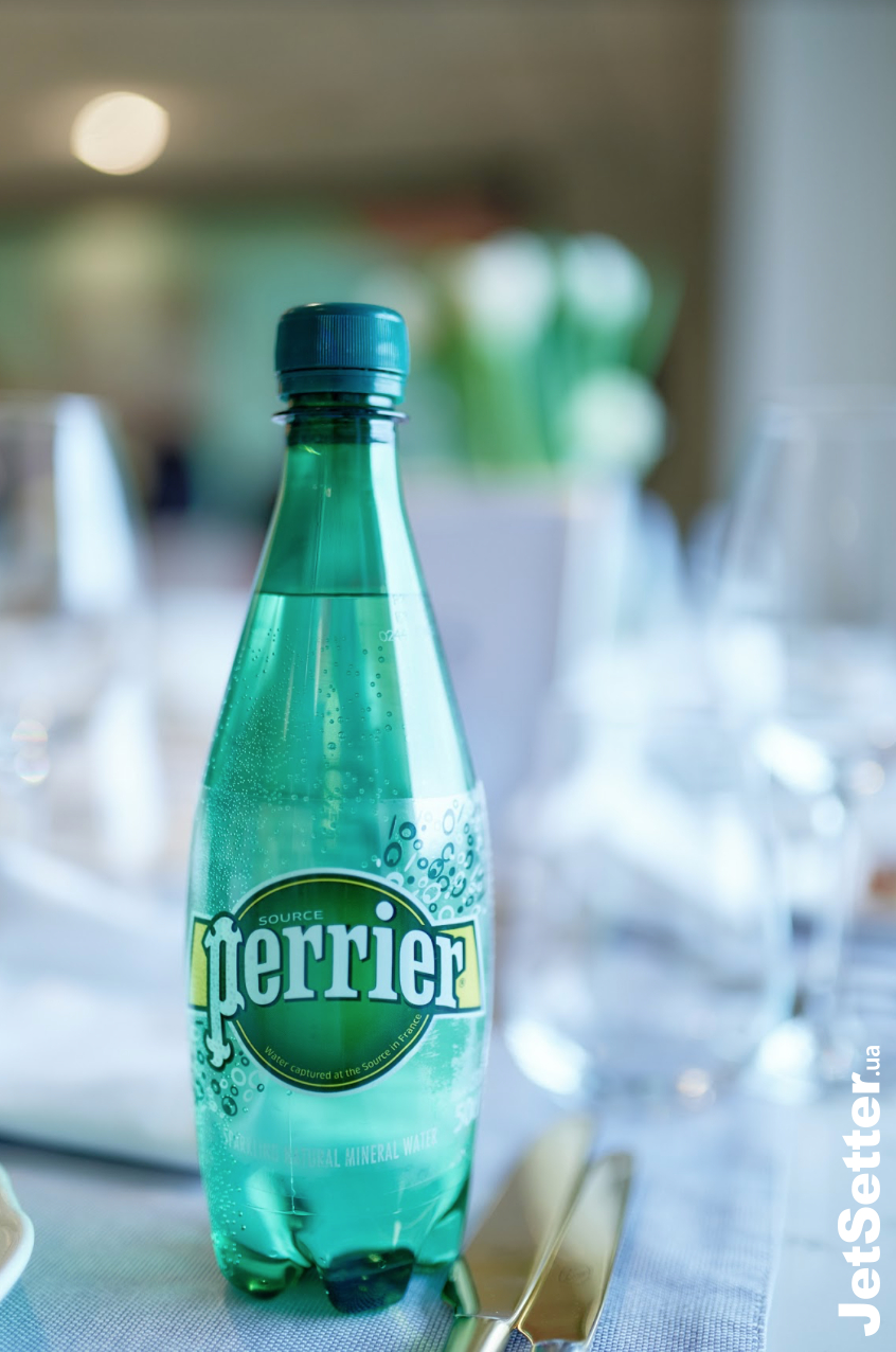 Партнер вечора —  елітна французька вода Perrier, ексклюзивним дистриб’ютором якої є компанія «Пілснер Україна»