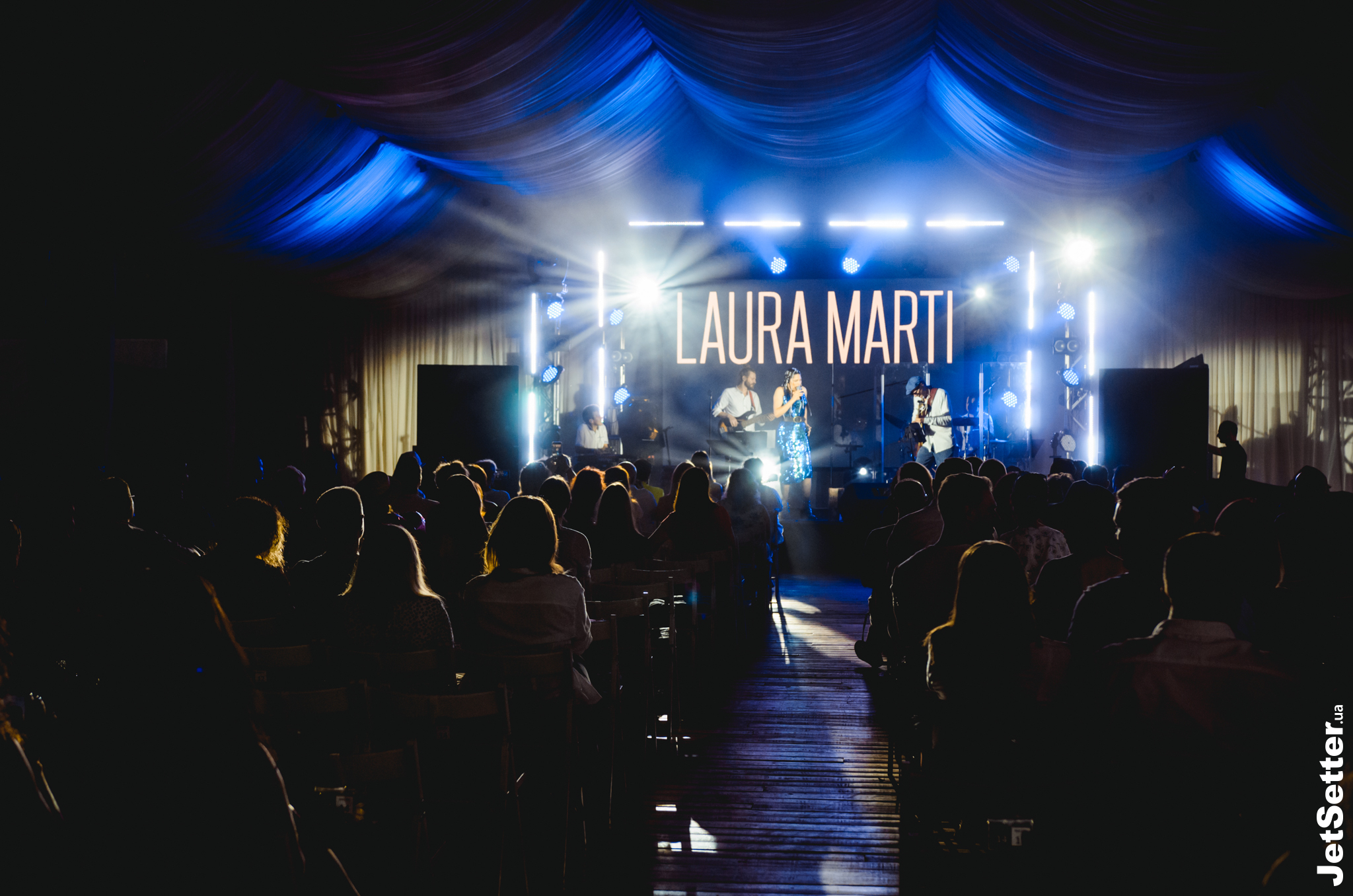 Лаура Марті відсвяткувала день народження на сцені