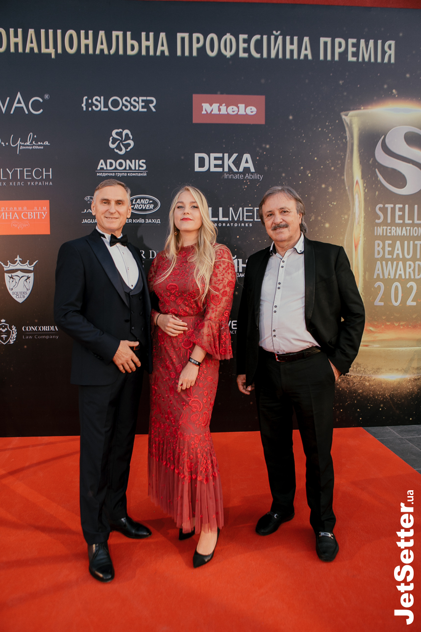 Церемонія нагородження премією Stella International Beauty Awards