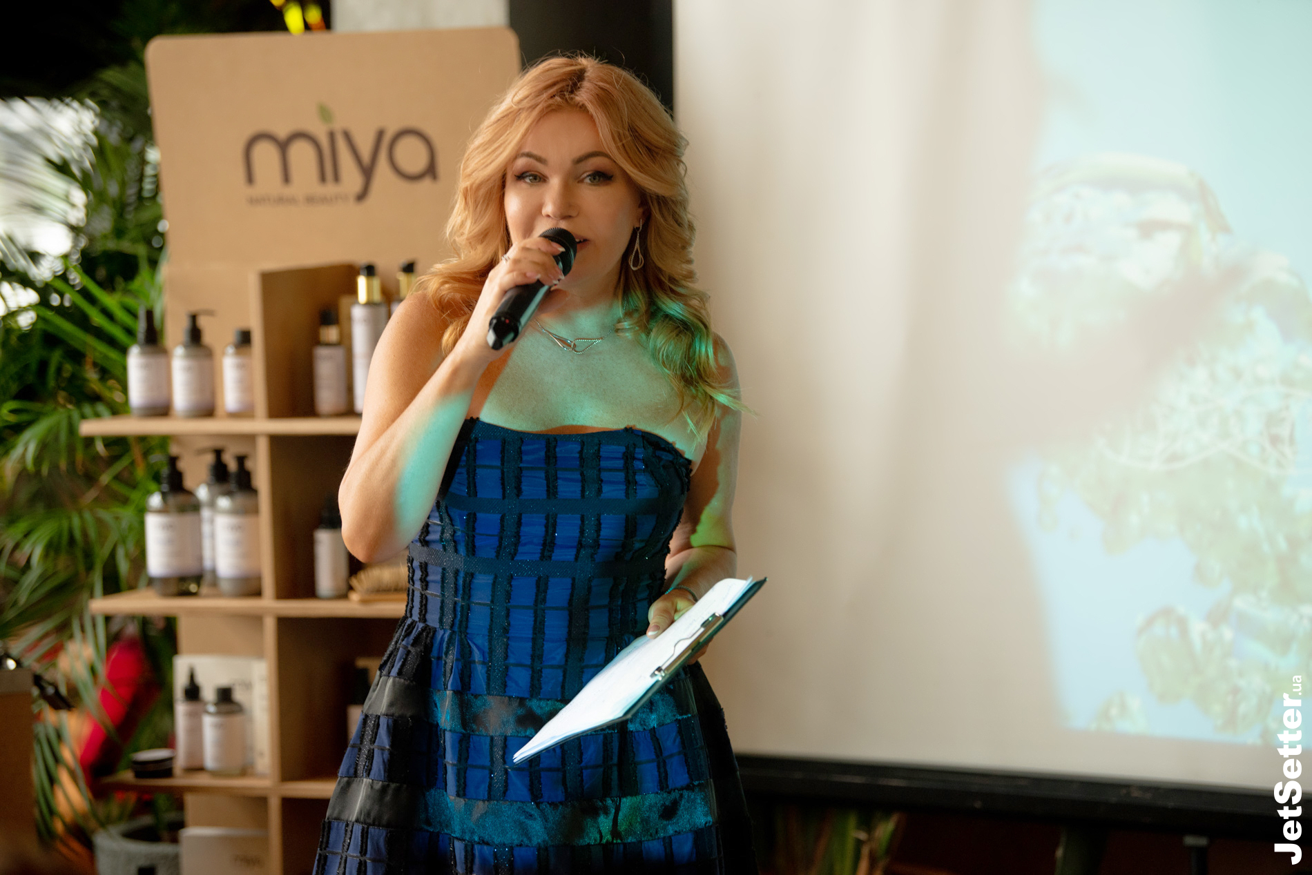 Презентація італійського бренду догляду за волоссям Miya у ресторані Havana