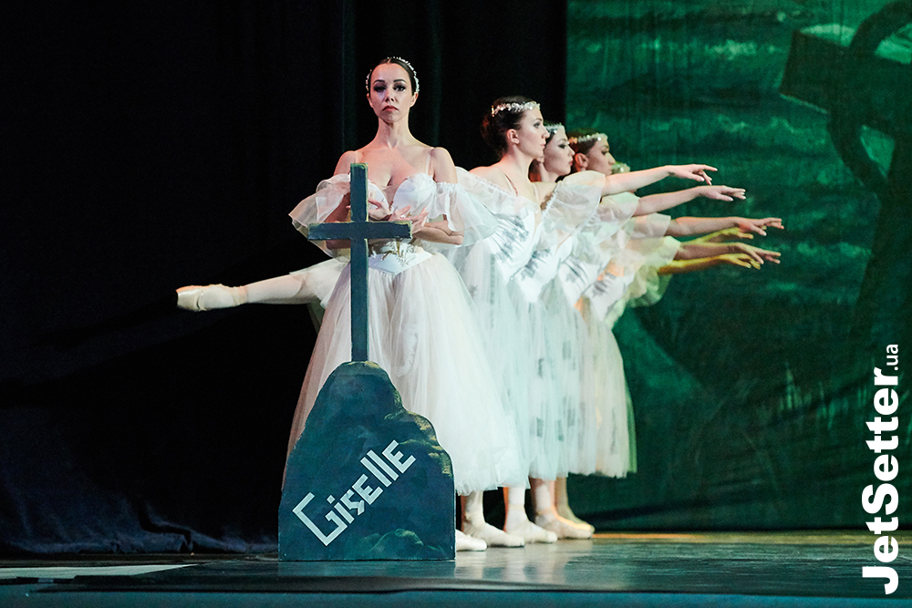 Балет «Жизель» за участю Катерини Кухар і Олександра Стоянова у Жовтневому палаці