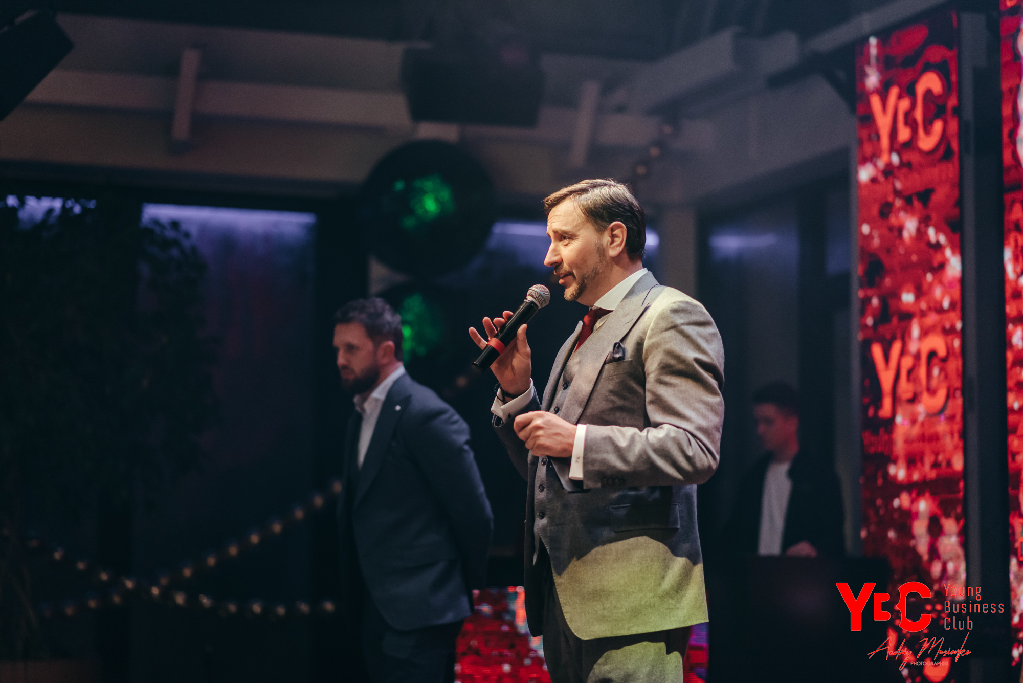 Новорічна вечірка Young Business Club у Queen Kyiv