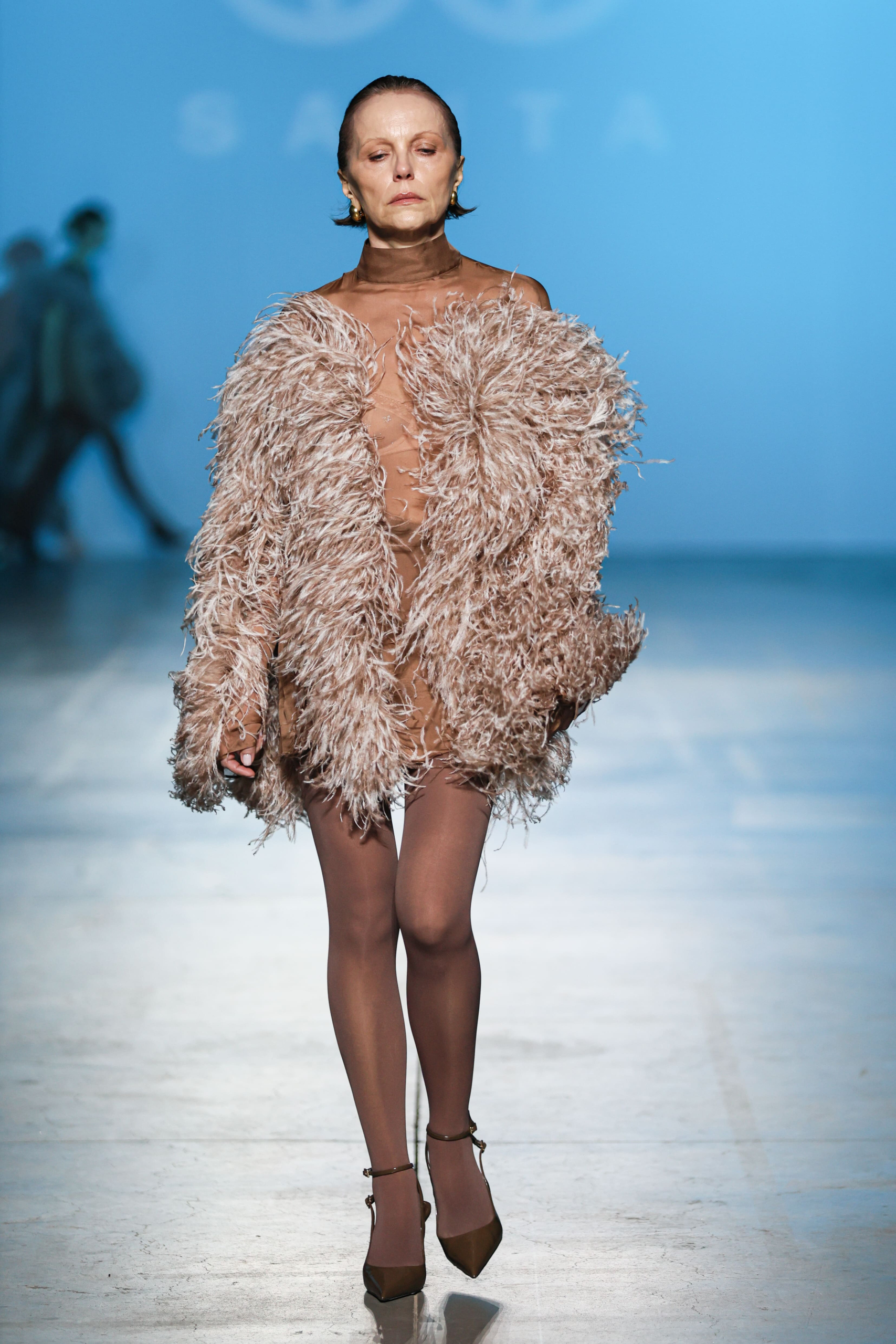 Ukrainian Fashion Week: спокуса та елегантність на показі SANTA FW25/26