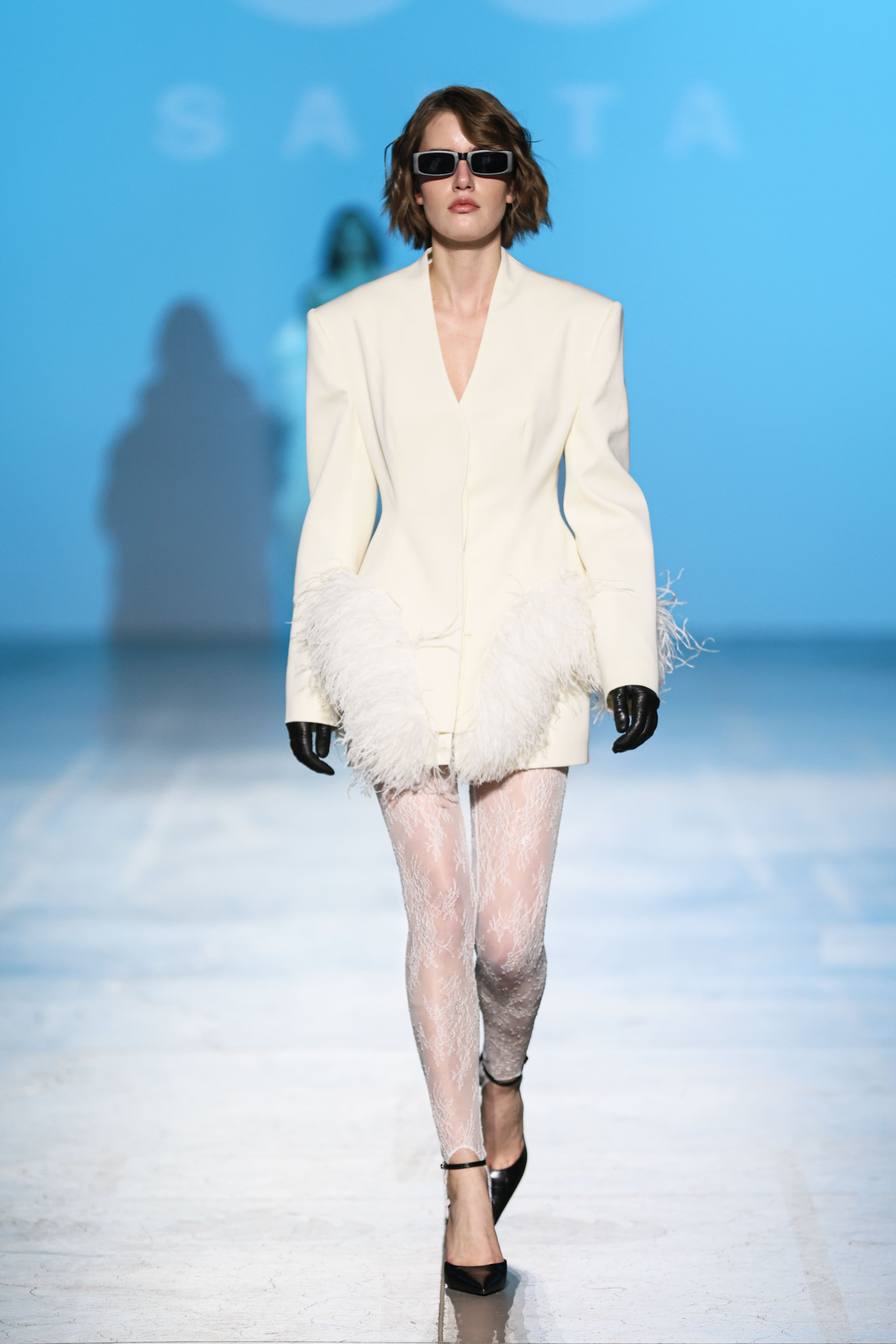 Ukrainian Fashion Week: спокуса та елегантність на показі SANTA FW25/26