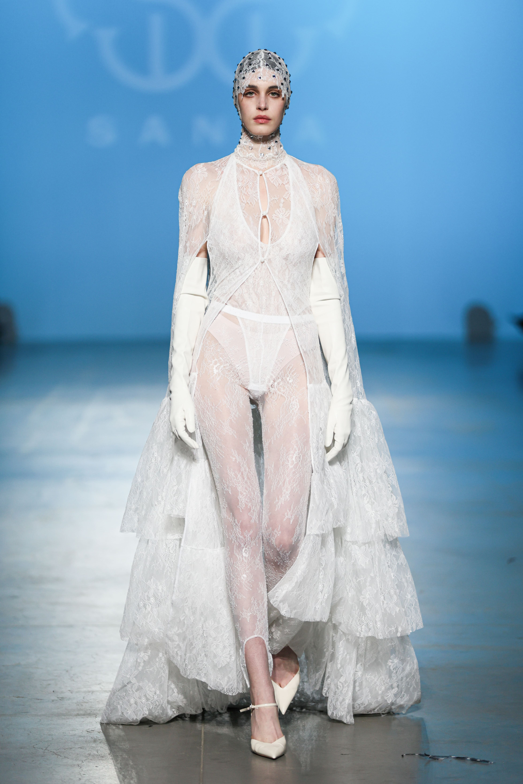 Ukrainian Fashion Week: спокуса та елегантність на показі SANTA FW25/26