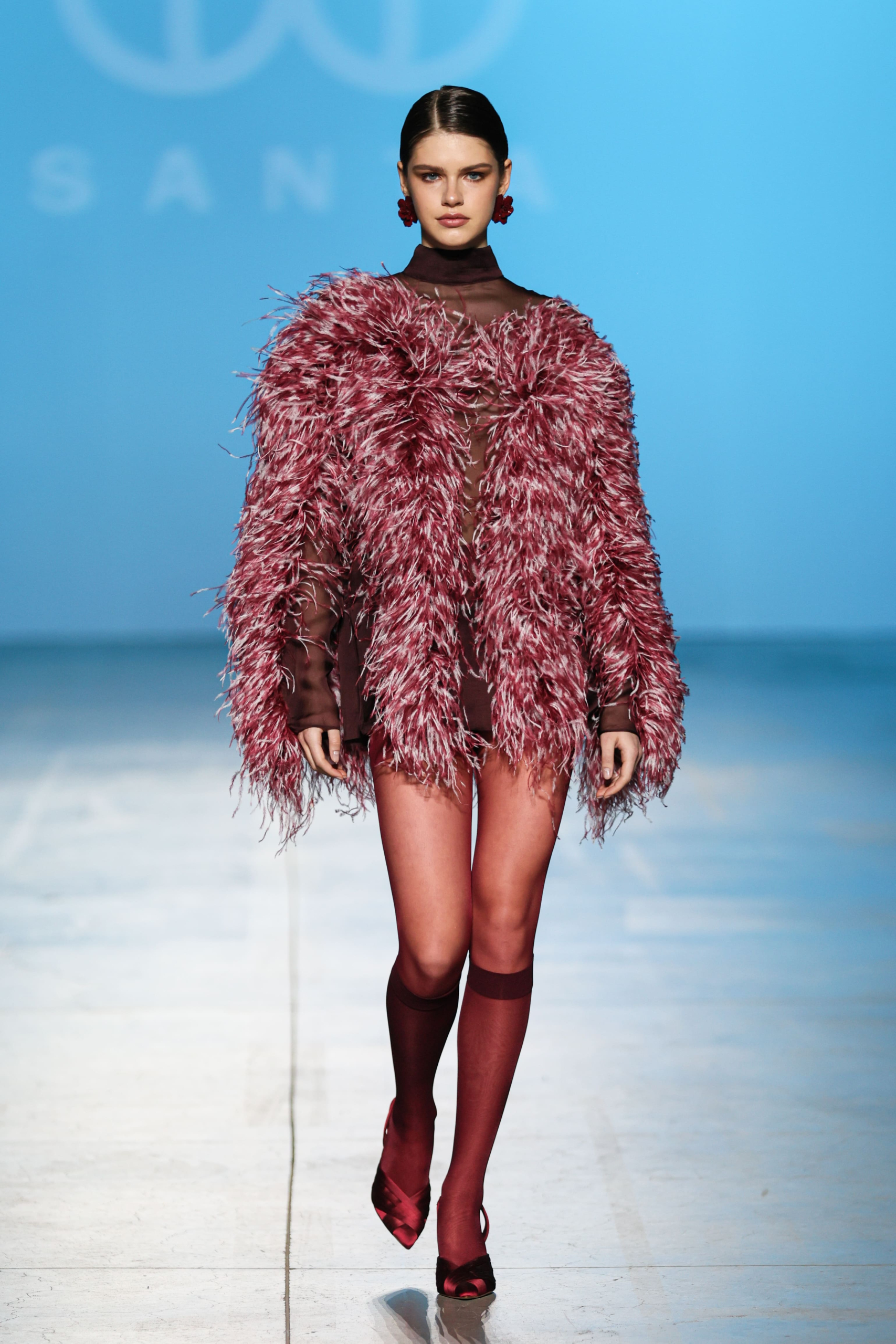 Ukrainian Fashion Week: спокуса та елегантність на показі SANTA FW25/26