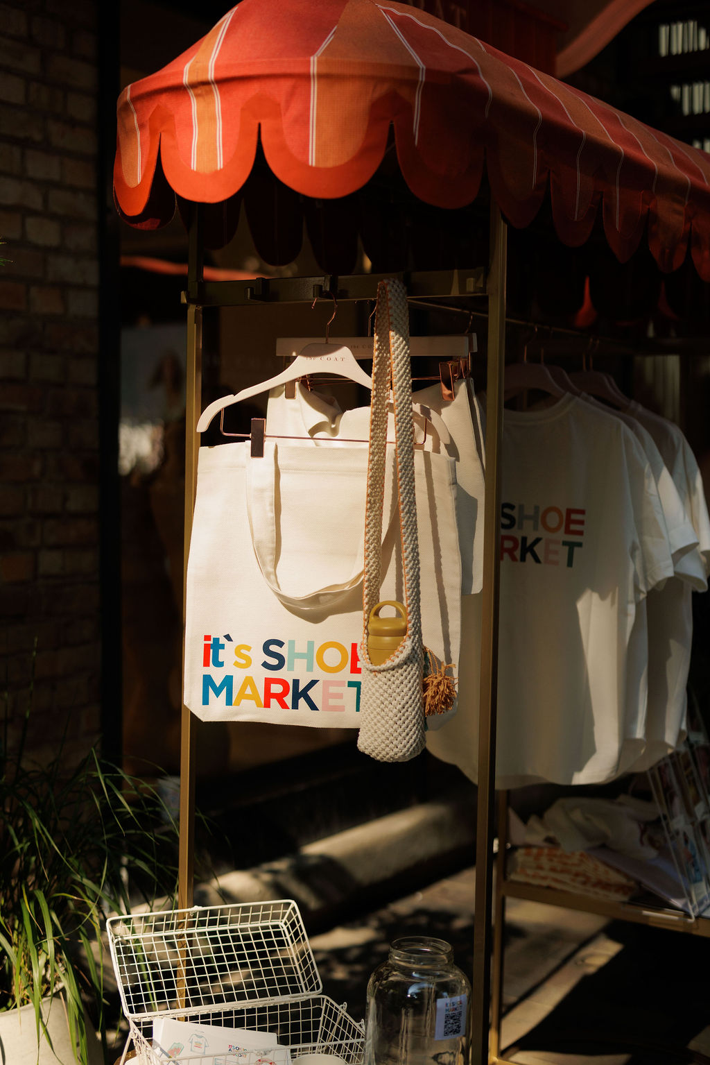 Третій благодійний SHOE MARKET від the COAT