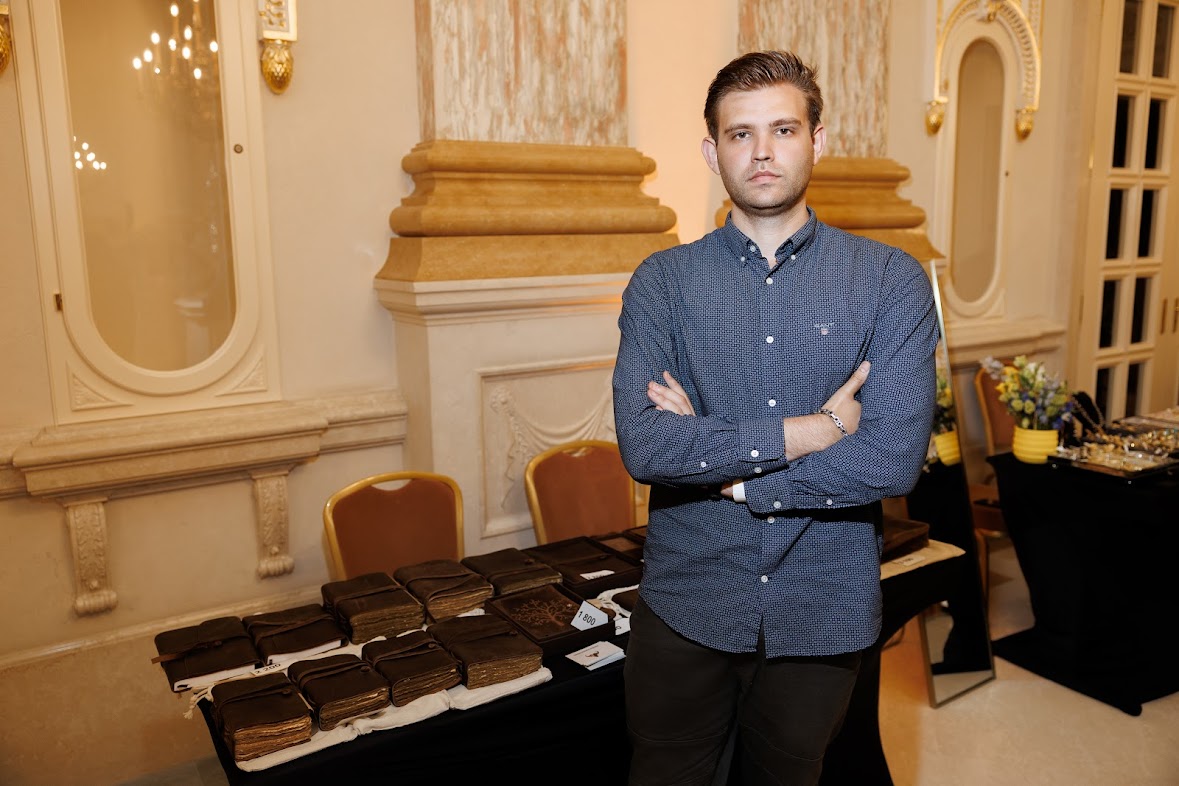 Fairmont Charity Market у Fairmont Grand Hotel Kyiv