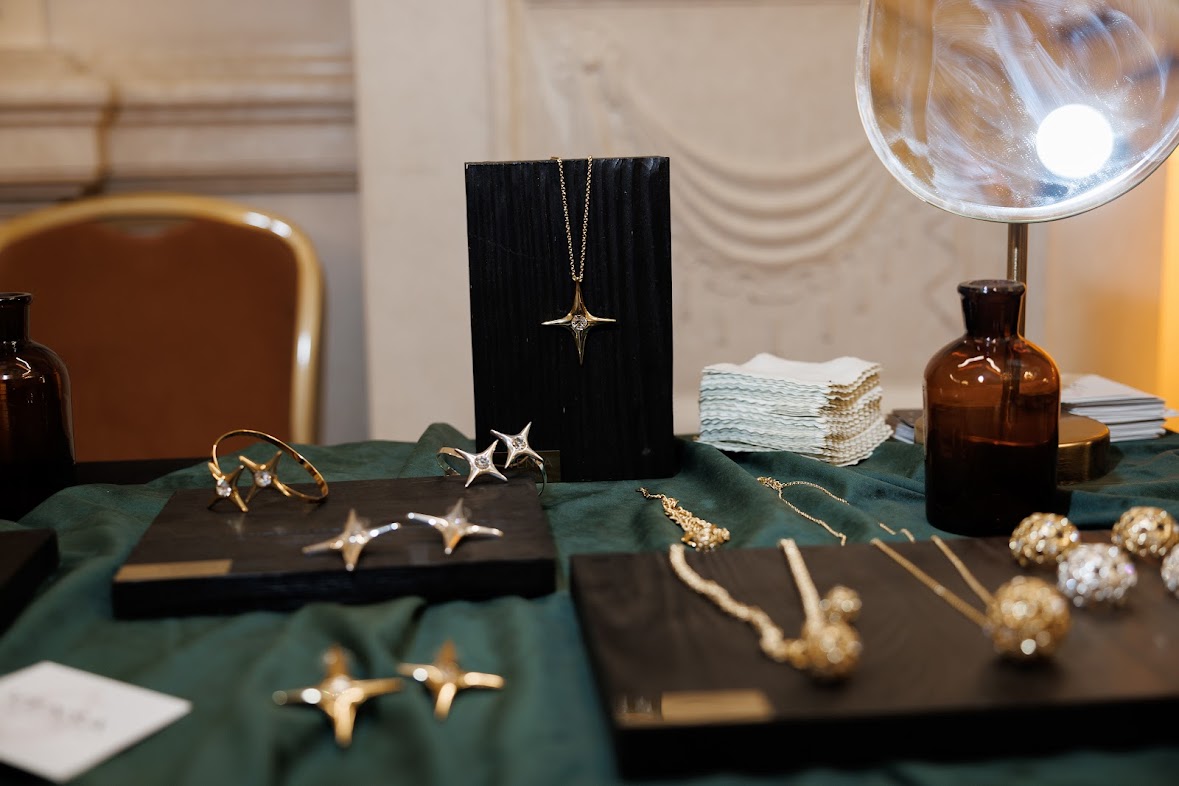Fairmont Charity Market у Fairmont Grand Hotel Kyiv