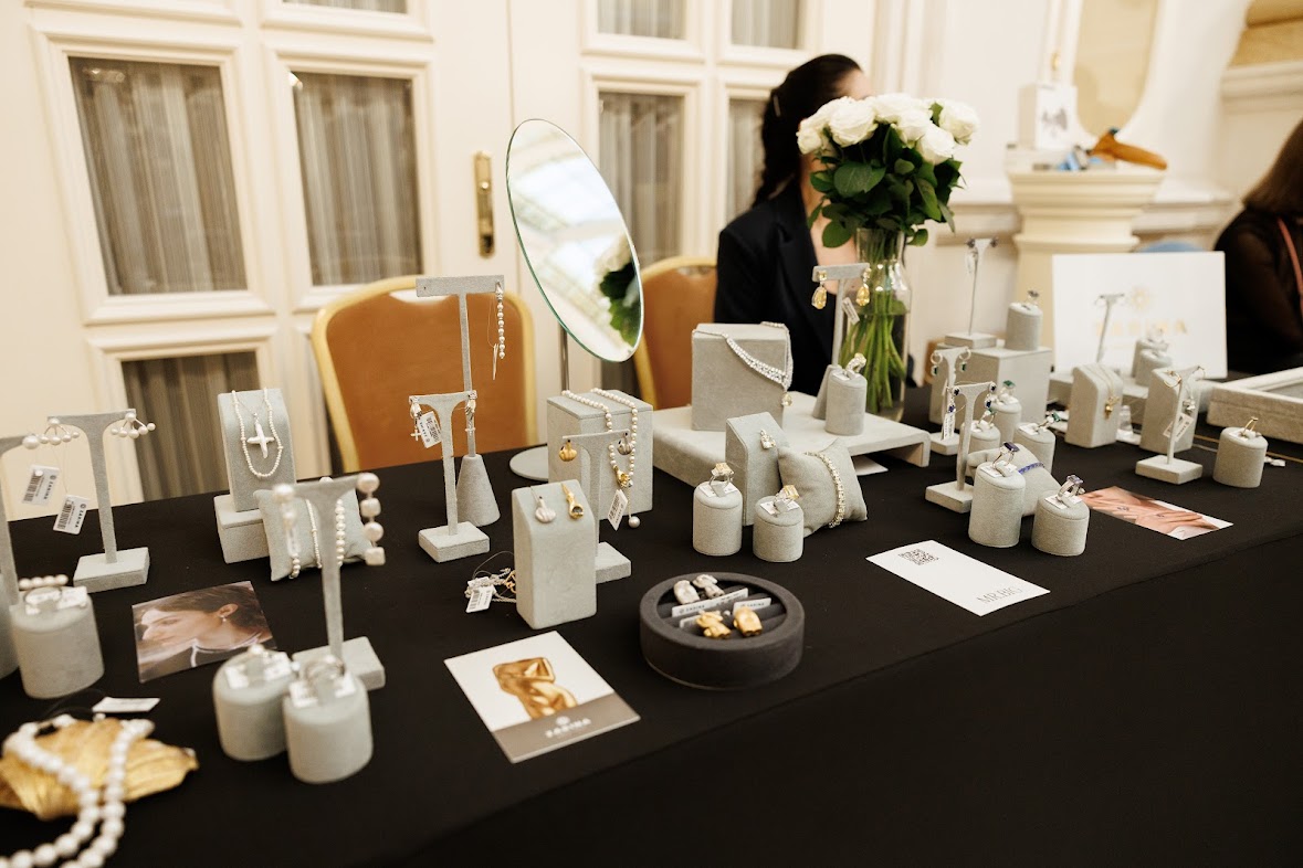 Fairmont Charity Market у Fairmont Grand Hotel Kyiv