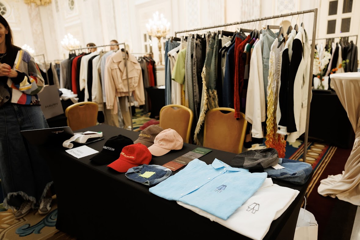 Fairmont Charity Market у Fairmont Grand Hotel Kyiv