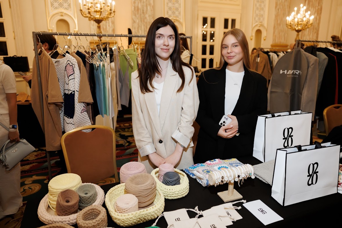 Fairmont Charity Market у Fairmont Grand Hotel Kyiv