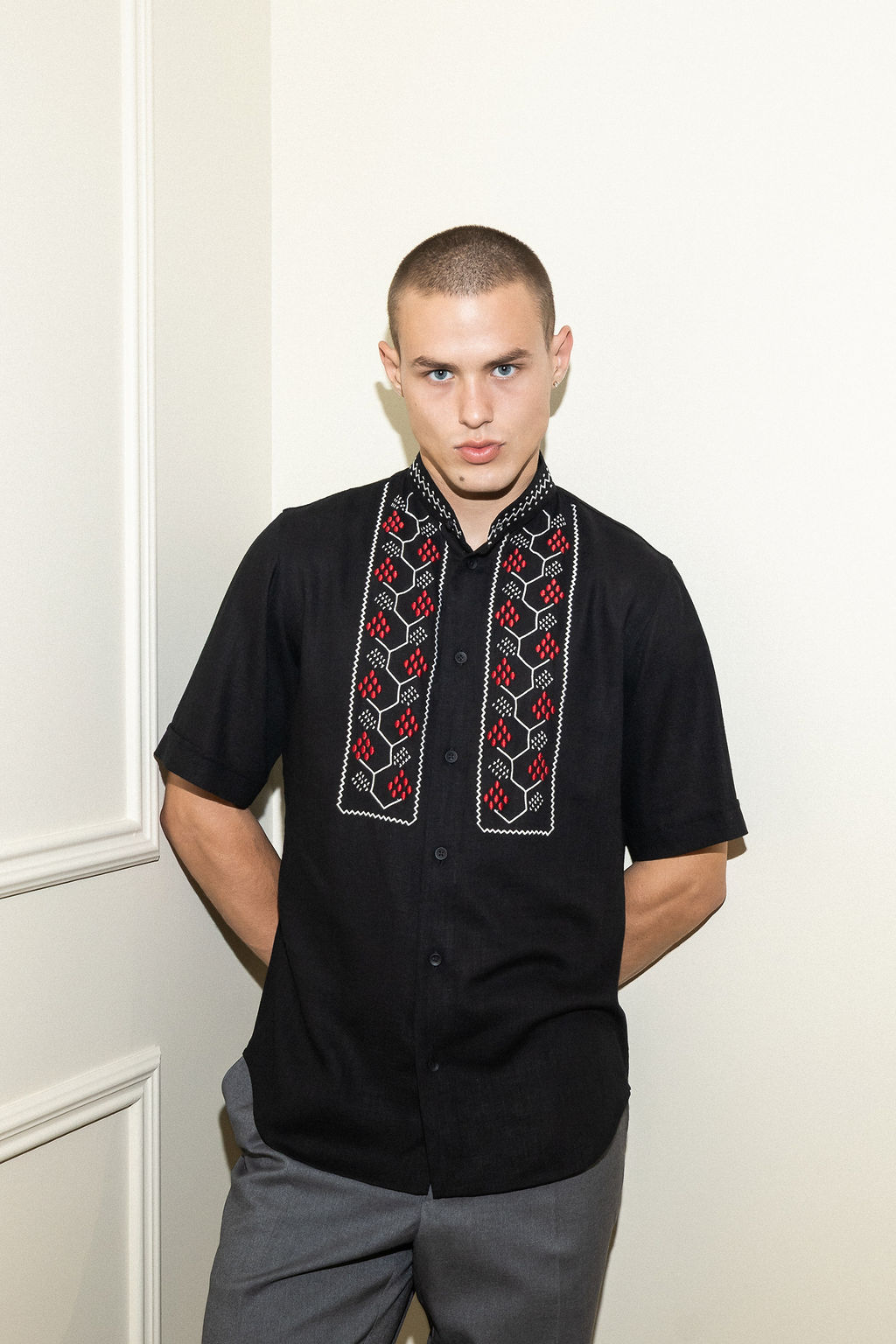 UFW SS26: презентація колекції DAMIRLI, чий одяг обирають Олександр Усик та президент