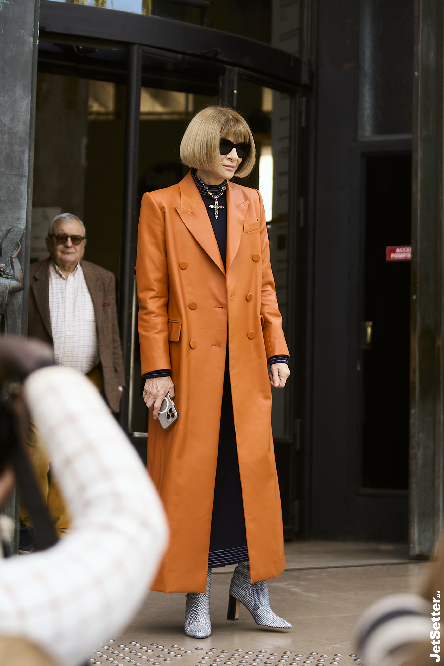 Паризький streetstyle: Анна Вінтур, Софі Тернер і Дженніфер Коннеллі в об’єктиві JS