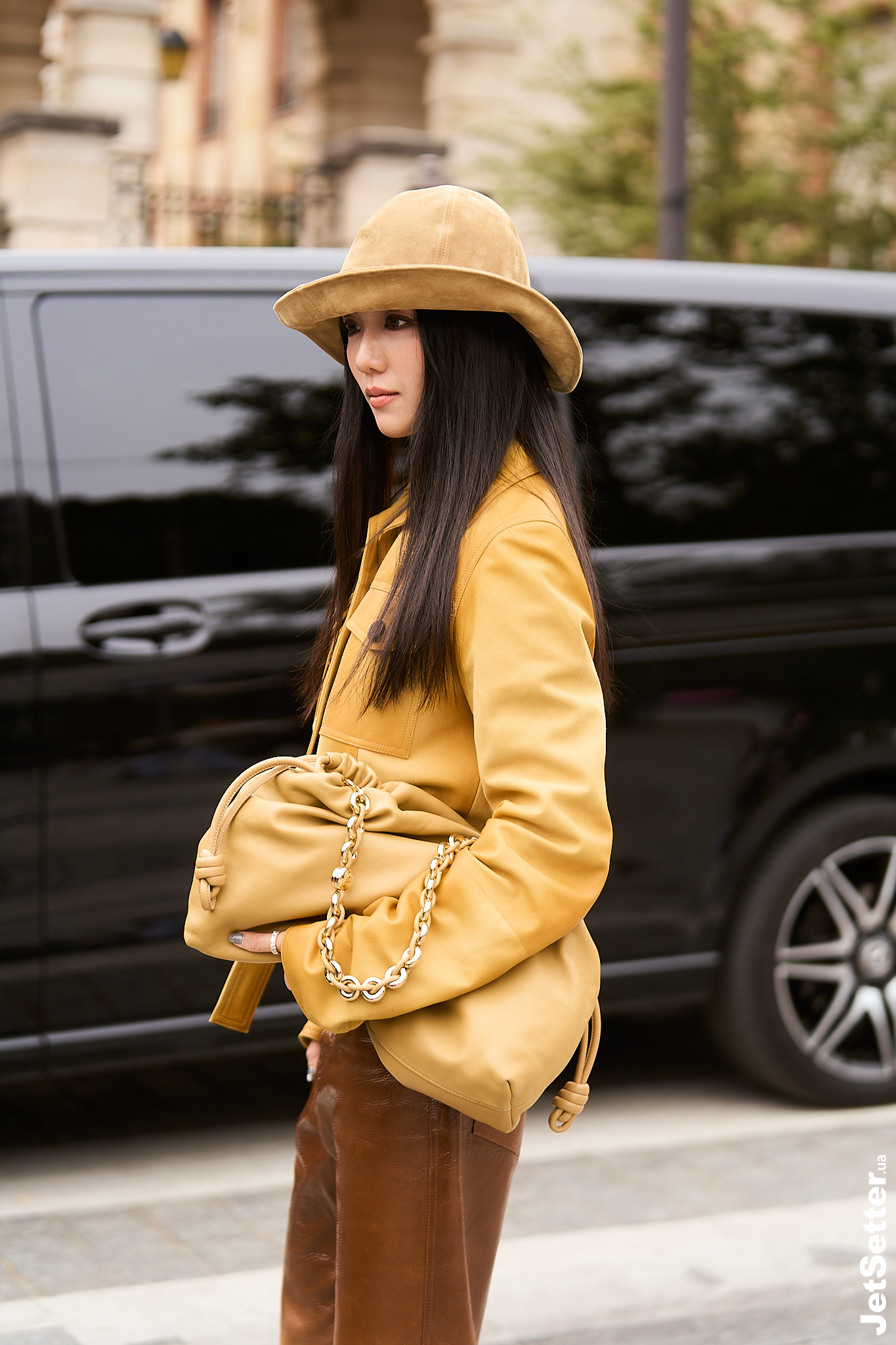 Паризький ексклюзив: аксесуари The Row і Maison Margiela в об’єктиві JS