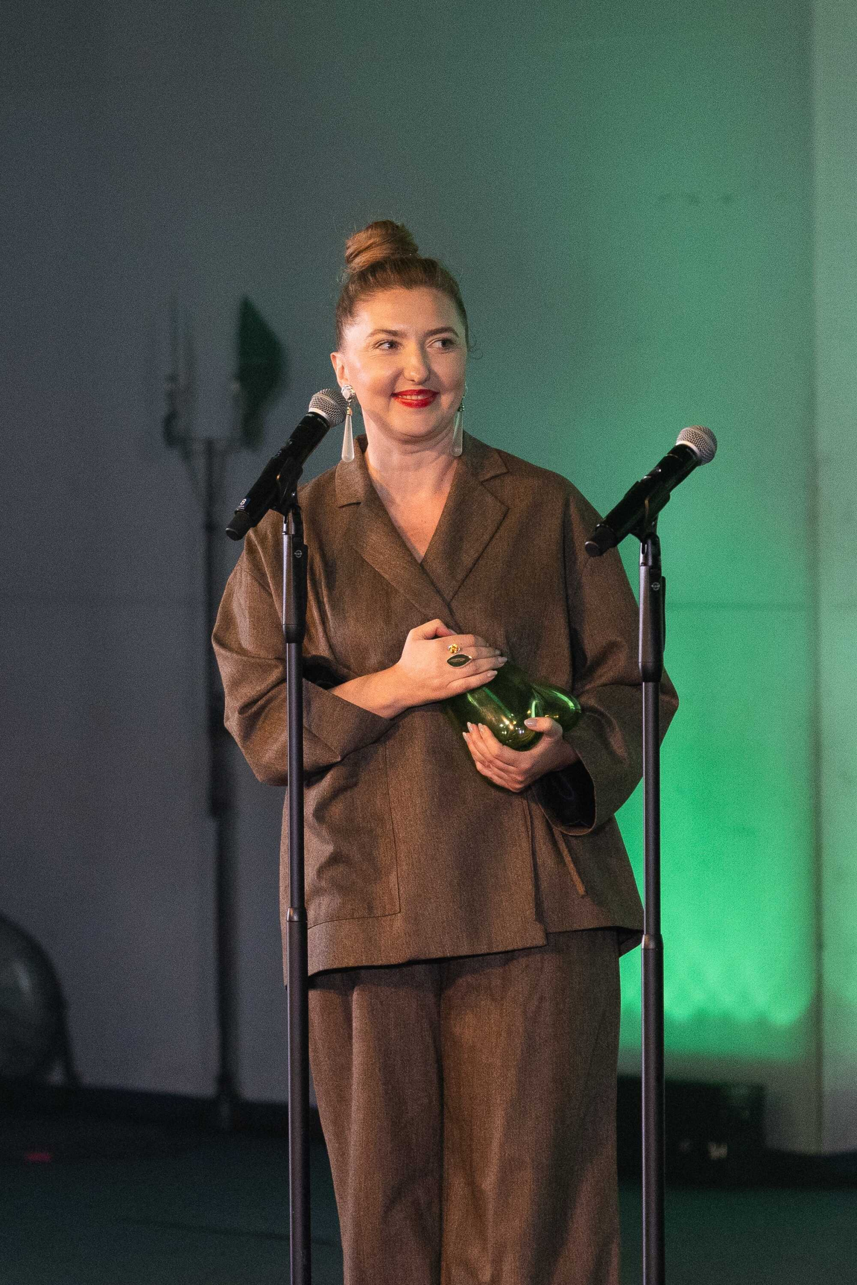 Лєна Чиченіна