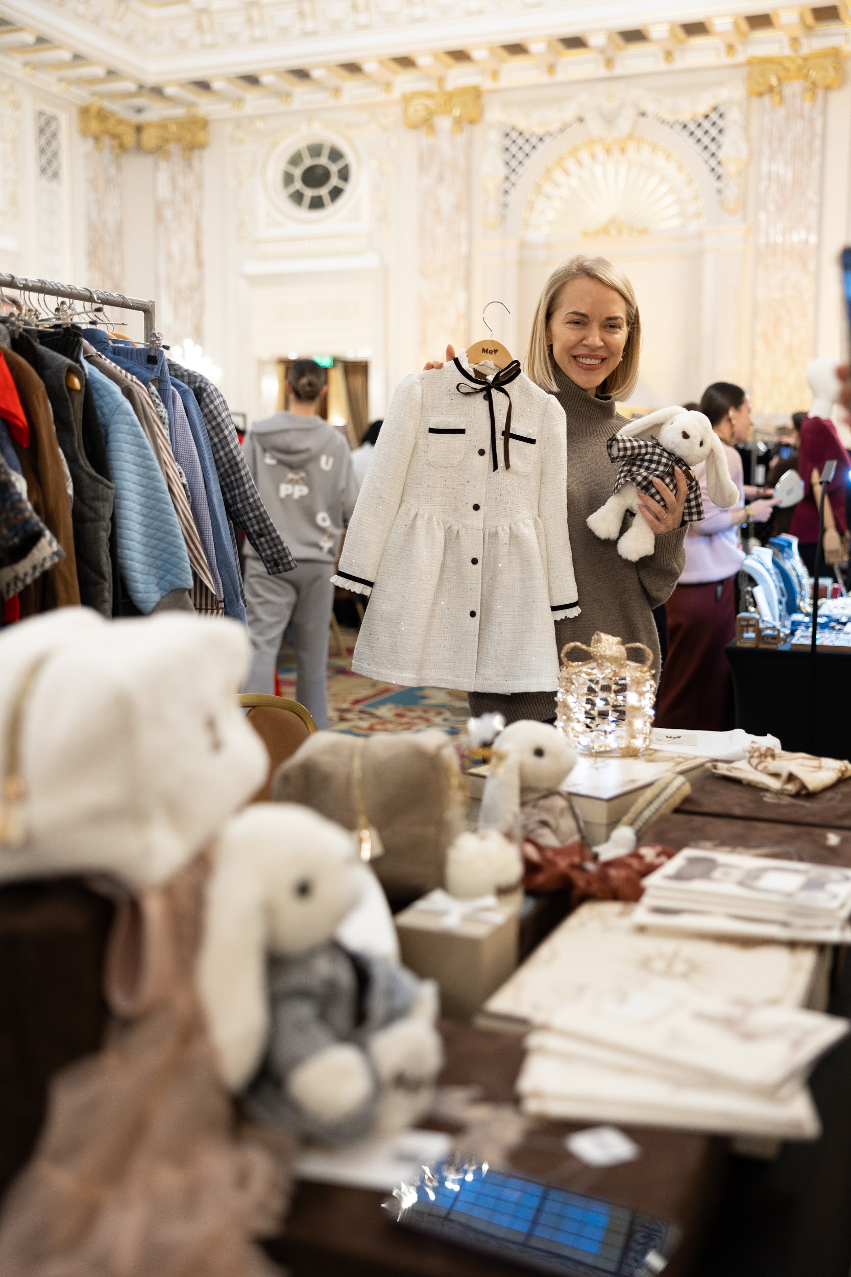 Зимовий Fairmont Charity Market. Vol 2: як це було