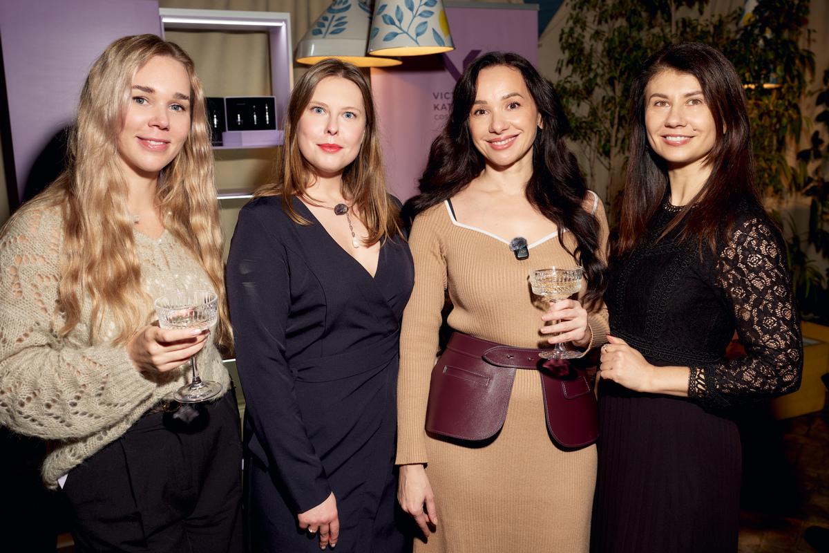 Презентація косметики VK Cosmetics із нагоди Women’s Entrepreneurship Day