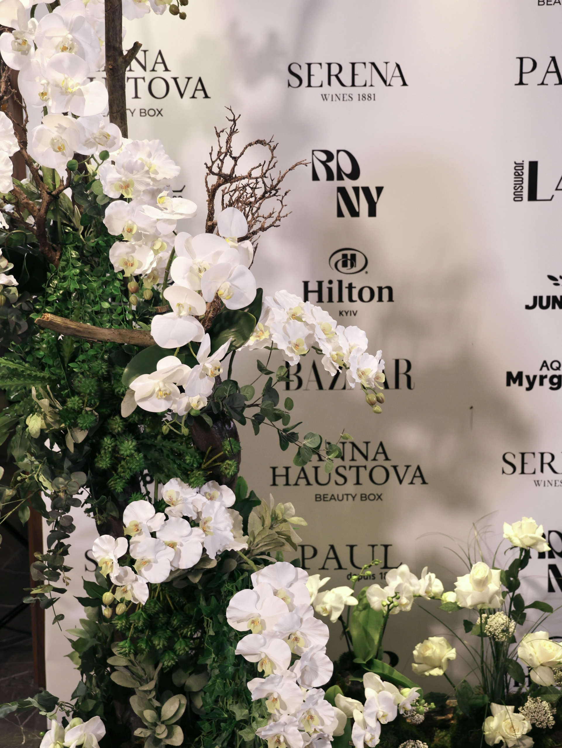Harper’s Bazaar Beauty Brunch, присвячений доглядовим трендам осінньо-зимового сезону
