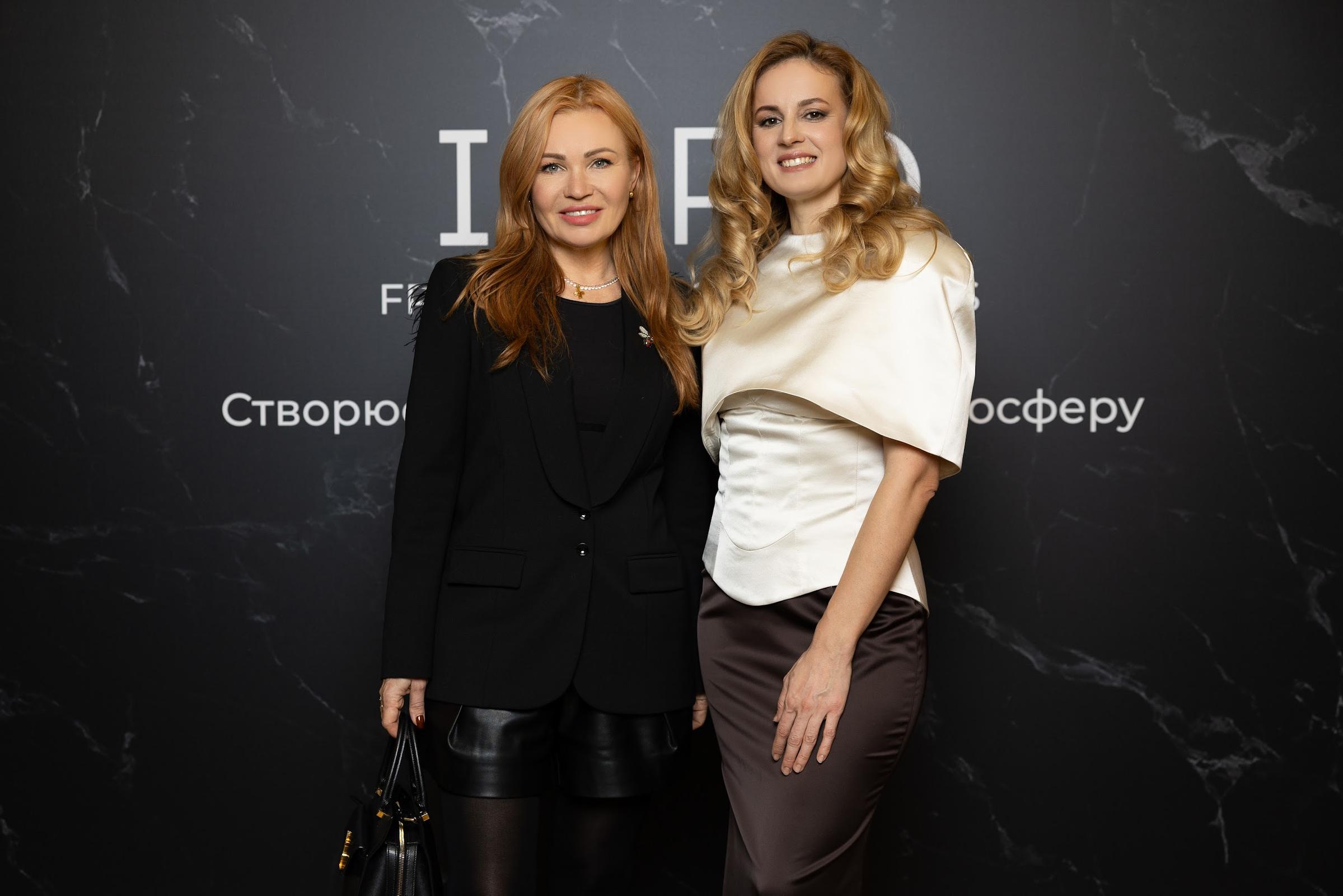 Світлана Третякова, Ольга Саєнко