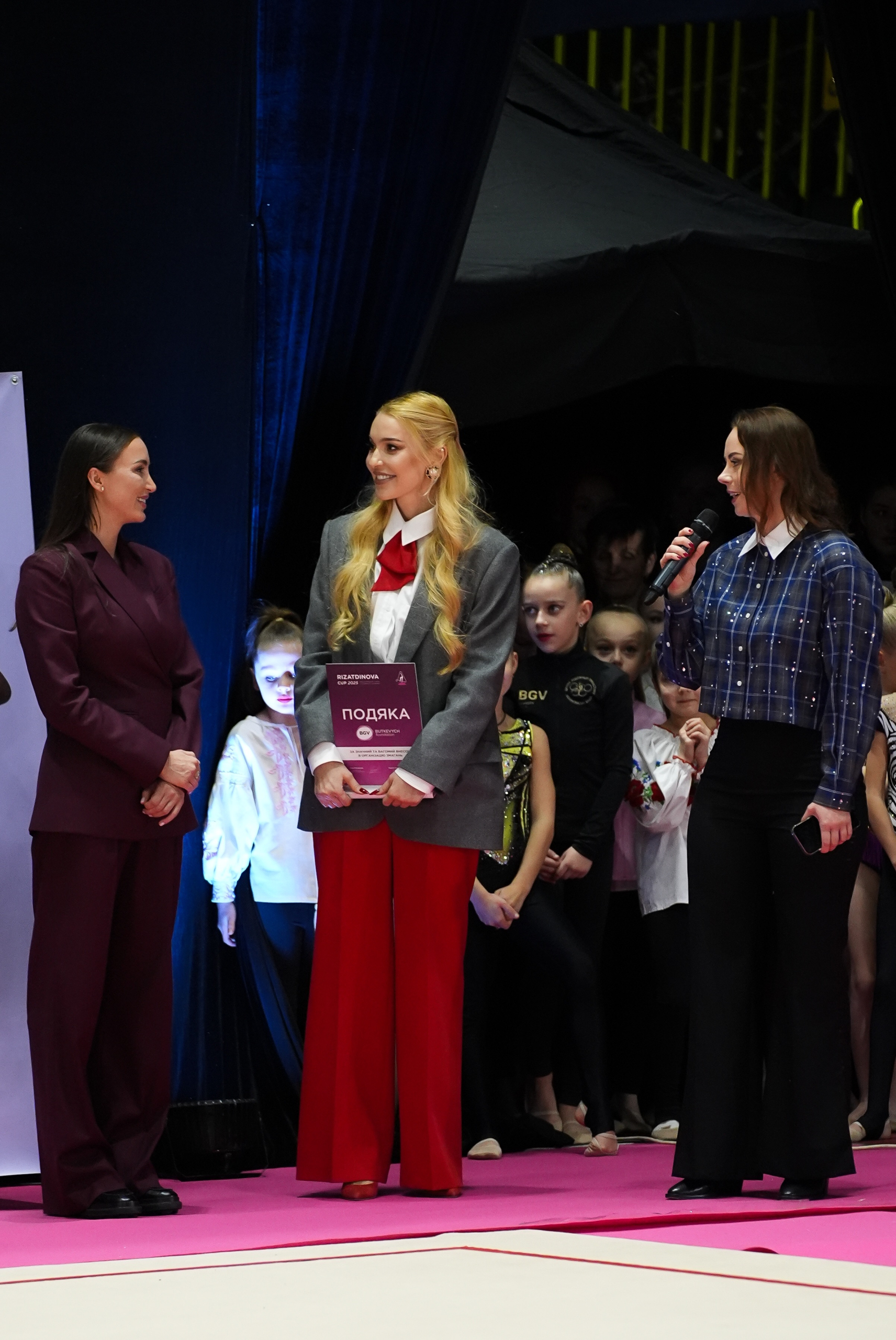 Анна Різатдінова,Анна Буткевич,Поліна Алдошина