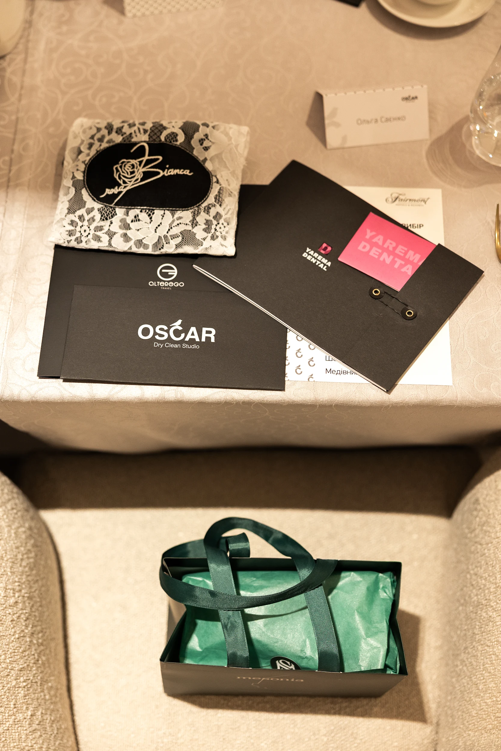 Різдвяний бранч від OSCAR Club у Fairmont Grand Hotel Kyiv