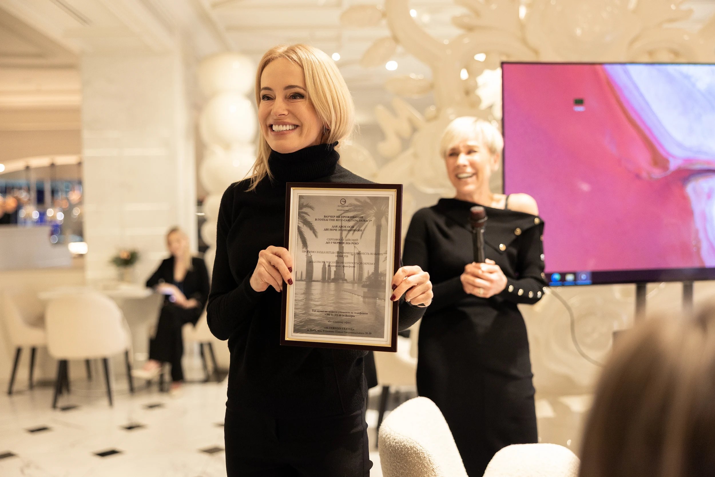 Різдвяний бранч від OSCAR Club у Fairmont Grand Hotel Kyiv