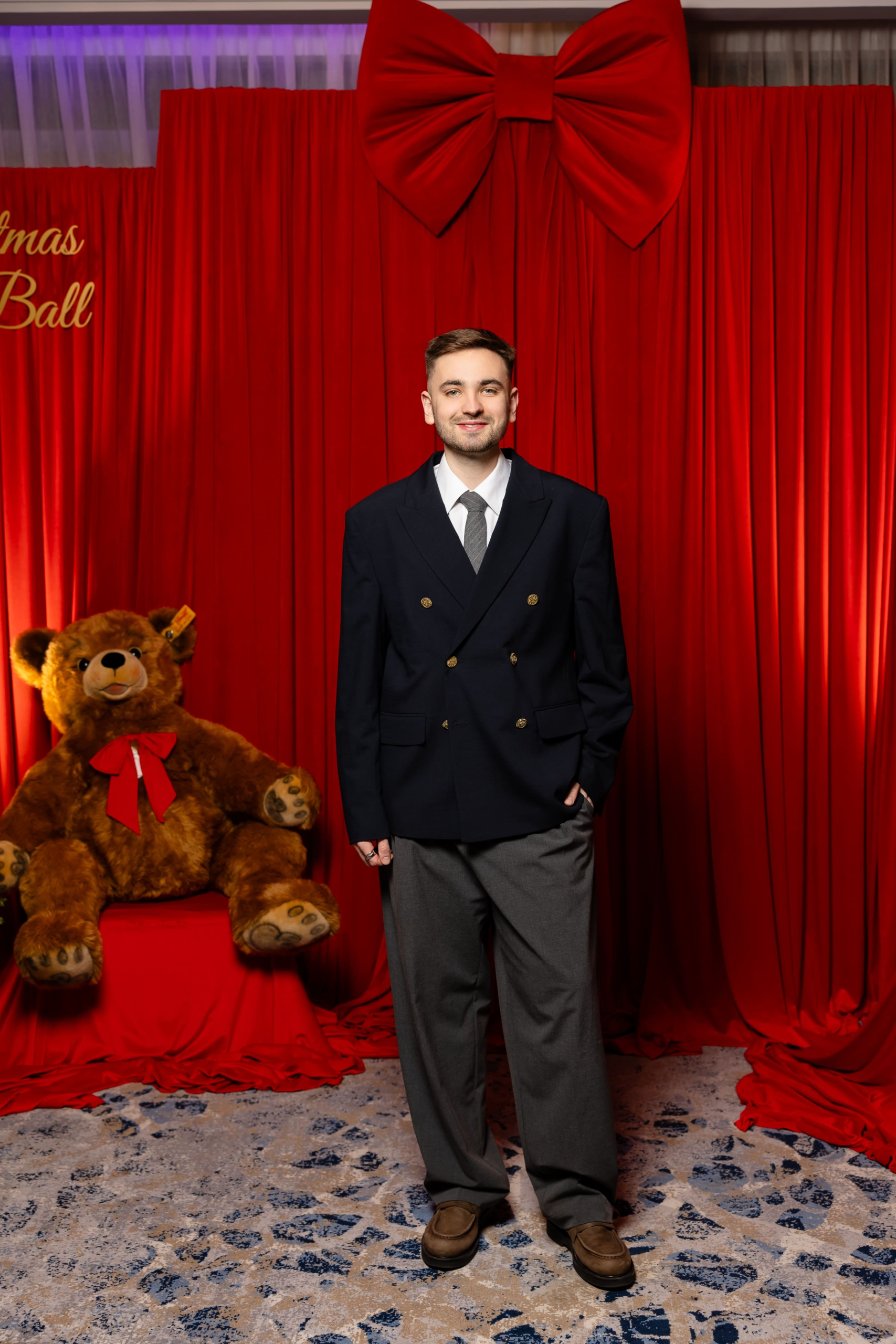 Магія та колекційні Teddy Bear: благодійний різдвяний бал від Little House Foundation